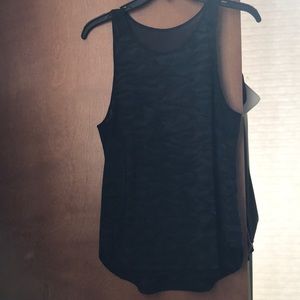 Lulu lemon sculpt tank size 4
